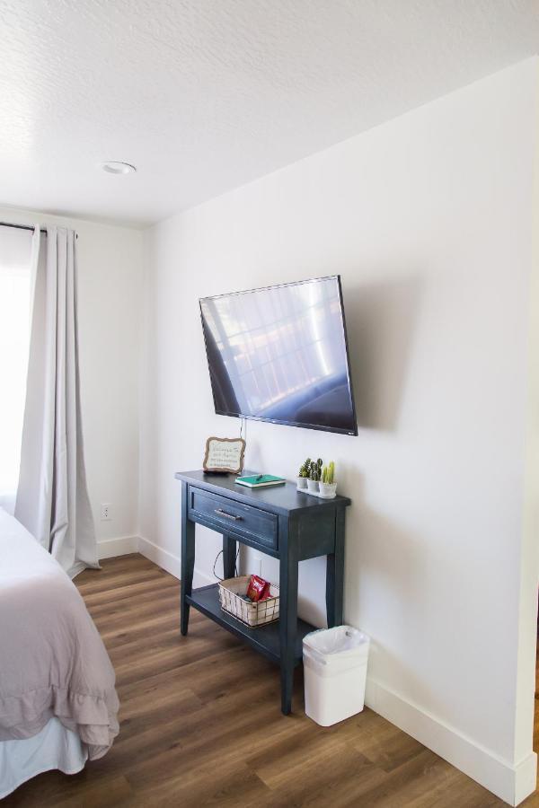Happy Trails Bnb Tropic Exterior foto